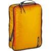 Eagle Creek Pack-It™ Isolate Compression Cube M - Sahara Yellow -Eagle Creek eagle creek pack it isolate compression cube m sahara yellow 03 906355