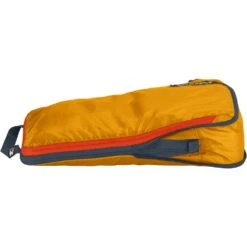 Eagle Creek Pack-It™ Isolate Compression Cube M - Sahara Yellow -Eagle Creek eagle creek pack it isolate compression cube m sahara yellow 06 906358 1