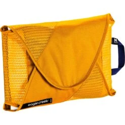 Eagle Creek Pack-It™ Reveal Garment Folder M - Sahara Yellow