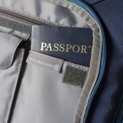 Eagle Creek Straight Up Business Brief Rfid -Eagle Creek ec 60278125 6